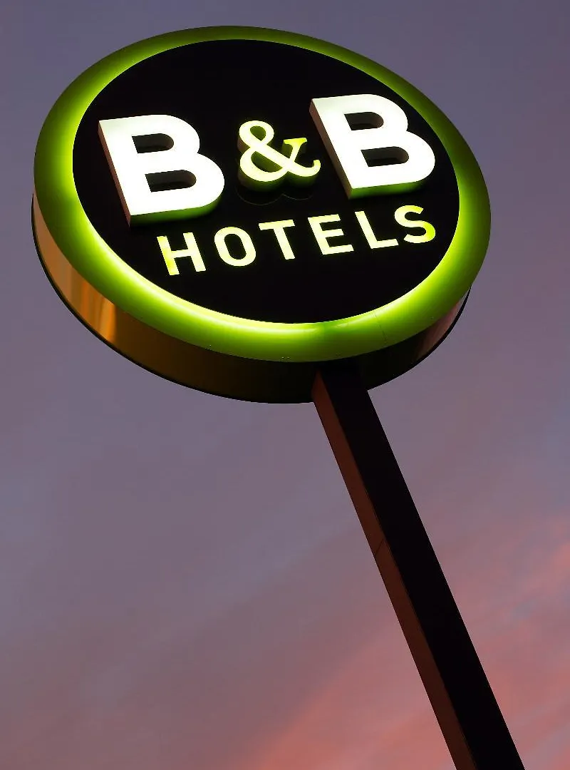 B And B Hotel Montauban 2*,  Francia